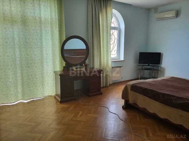 6-комн. дом/дача - пос. Новханы - 300 м² (15)