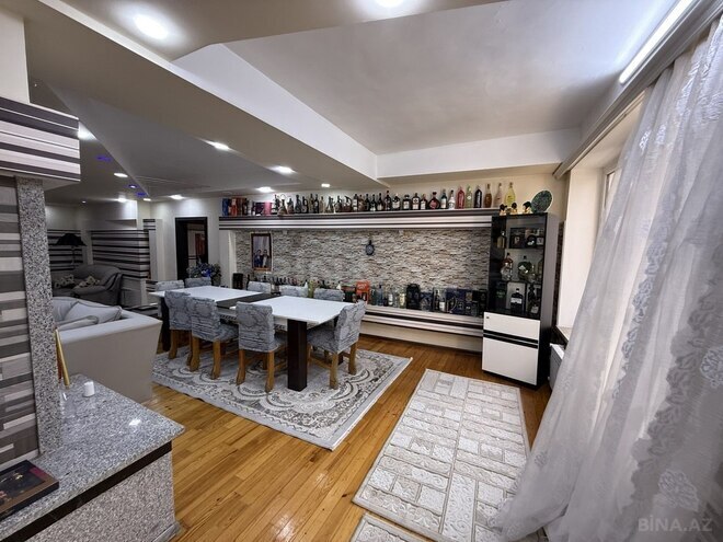 5 otaqlı həyət evi/bağ evi - Novxanı q. - 300 m² (8)