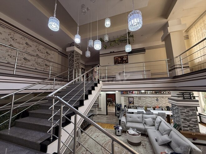 5 otaqlı həyət evi/bağ evi - Novxanı q. - 300 m² (7)
