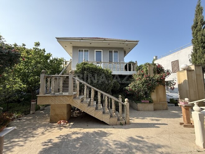 5 otaqlı həyət evi/bağ evi - Novxanı q. - 300 m² (19)