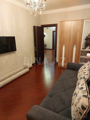 2-комн. вторичка - м. Элмляр Академиясы - 70 м² (1)