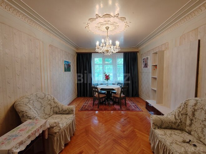 3 otaqlı köhnə tikili - Elmlər Akademiyası m. - 102 m² (1)