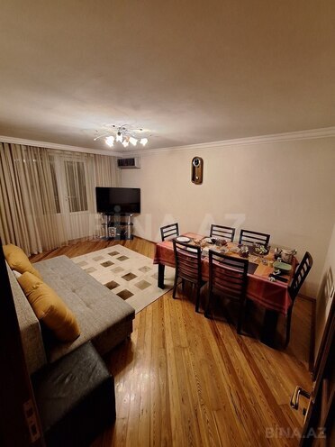 3-комн. вторичка - м. Иншаатчылар - 70 м² (3)