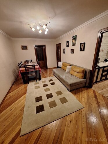 3-комн. вторичка - м. Иншаатчылар - 70 м² (2)