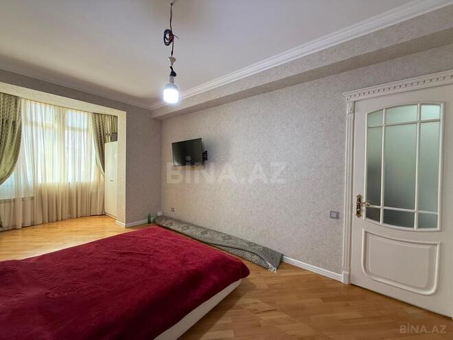 3-комн. новостройка - м. 28 мая - 150 м² (10)