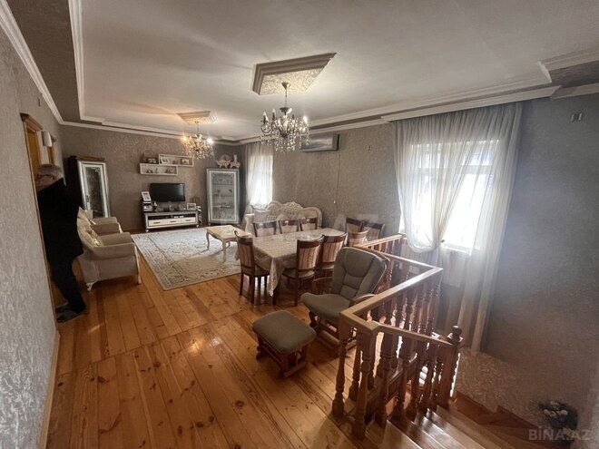 5 otaqlı həyət evi/bağ evi - İnşaatçılar m. - 200 m² (2)