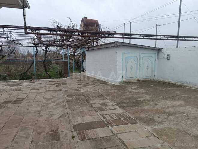 8 otaqlı həyət evi/bağ evi - Neftçala - 400 m² (2)
