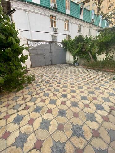 8-комн. дом/дача - пос. Бадамдар - 278 м² (3)