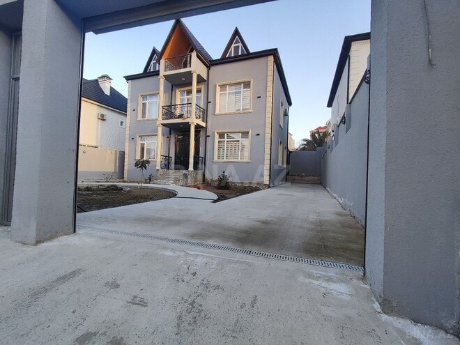 6 otaqlı həyət evi/bağ evi - Badamdar q. - 380 m² (1)