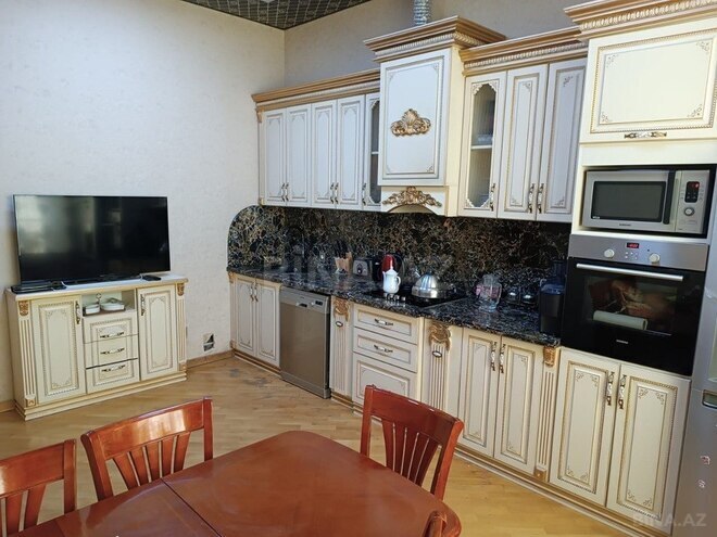 8 otaqlı həyət evi/bağ evi - Xırdalan - 500 m² (9)