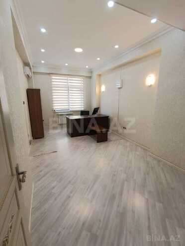 Объект - м. Элмляр Академиясы - 340 м² (7)