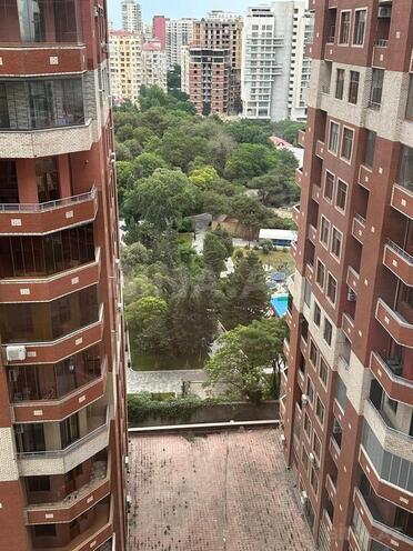 3-комн. новостройка - м. Низами - 152 м² (12)