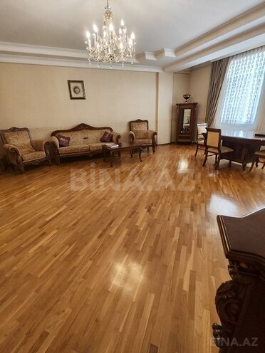 3-комн. новостройка - м. 28 мая - 153 м² (1)