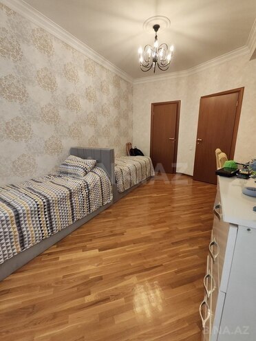 3-комн. новостройка - м. 28 мая - 153 м² (5)