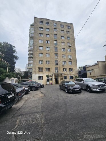 3-комн. вторичка - м. Иншаатчылар - 85 м² (1)