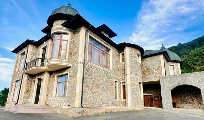 8 otaqlı həyət evi/bağ evi - Quba - 900 m² (23)