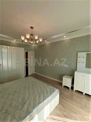 3-комн. новостройка - м. 8 ноября - 148 м² (9)