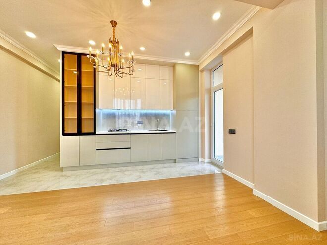 Продаётся 3-комн. новостройка 92 м², м. Кара Караев, photo 8 from 15