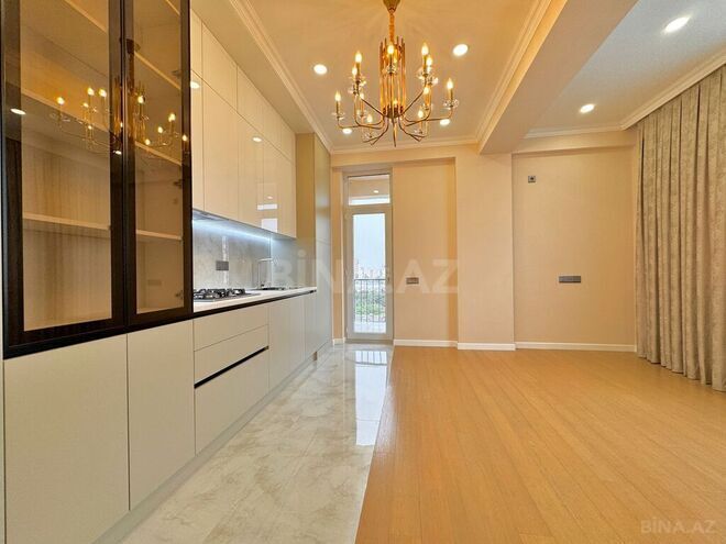 Продаётся 3-комн. новостройка 92 м², м. Кара Караев, photo 3 from 15