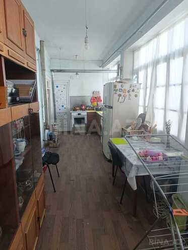 8-комн. дом/дача - пос. Бинагади - 150 м² (3)