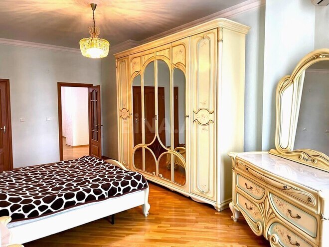 4-комн. новостройка - м. 28 мая - 230 м² (5)