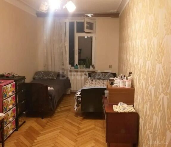 3-комн. вторичка - м. Нефтчиляр - 80 м² (3)