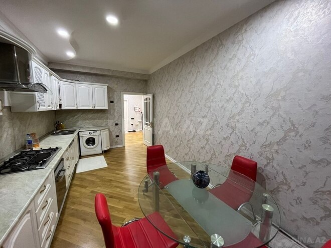 3 otaqlı yeni tikili - Nizami m. - 141 m² (11)