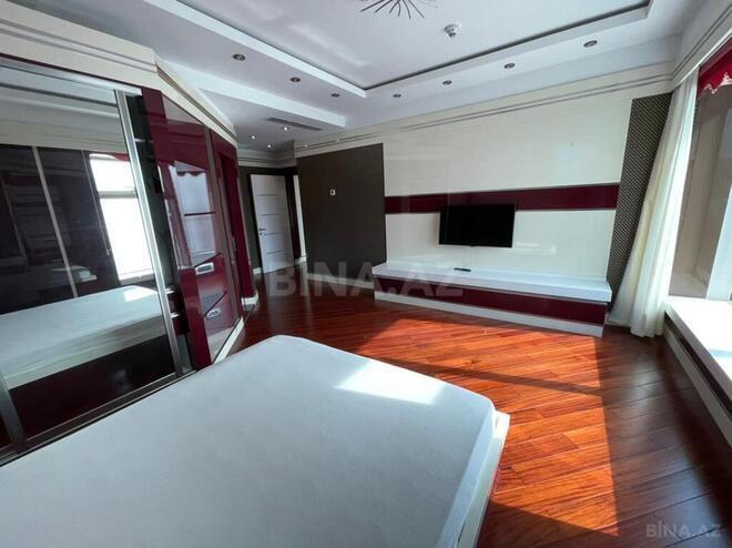 3-комн. новостройка - м. 28 мая - 150 м² (1)