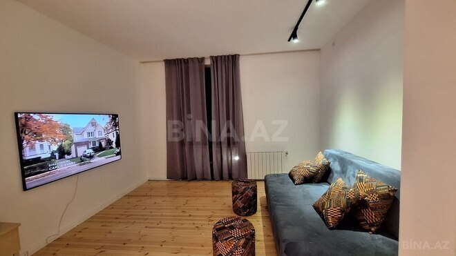6 otaqlı həyət evi/bağ evi - Pirşağı q. - 220 m² (10)