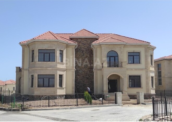 10 otaqlı həyət evi/bağ evi - Nardaran q. - 692 m² (1)