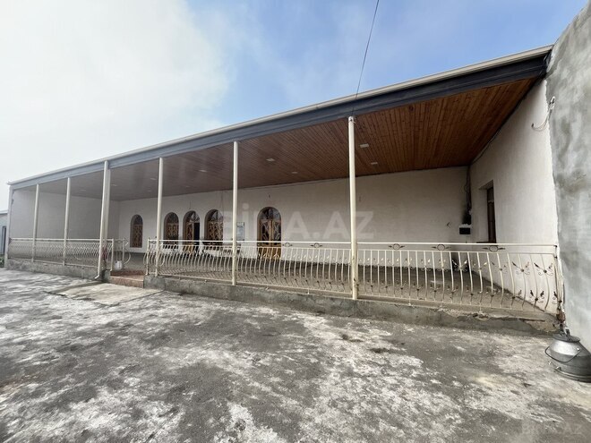 6 otaqlı həyət evi/bağ evi - Gəncə - 200 m² (9)