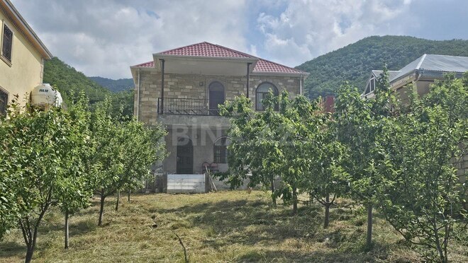 8 otaqlı həyət evi/bağ evi - Goranboy - 250 m² (1)