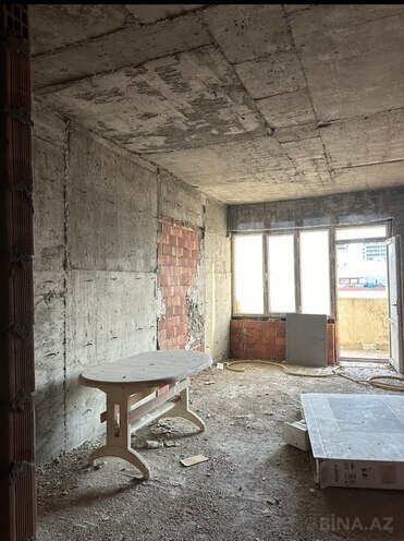 1-комн. новостройка - м. 8 ноября - 68 м² (2)
