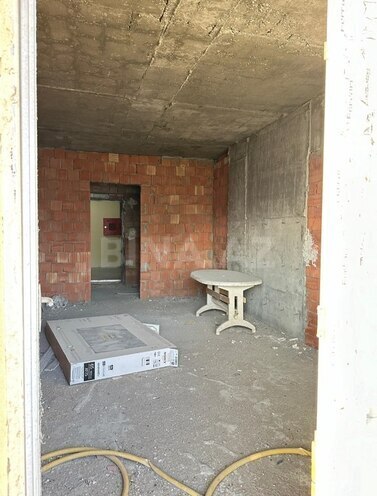 1-комн. новостройка - м. 8 ноября - 68 м² (3)