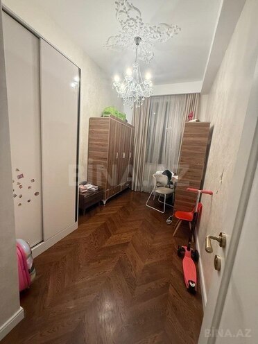 3-комн. новостройка - м. 28 мая - 111 м² (14)