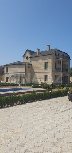 10 otaqlı həyət evi/bağ evi - Şüvəlan q. - 450 m² (1)