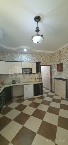 10 otaqlı həyət evi/bağ evi - Şüvəlan q. - 450 m² (16)