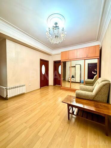 3 otaqlı yeni tikili - 20 Yanvar m. - 145 m² (16)