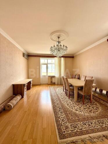 3 otaqlı yeni tikili - 20 Yanvar m. - 145 m² (2)