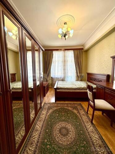 3 otaqlı yeni tikili - 20 Yanvar m. - 145 m² (9)