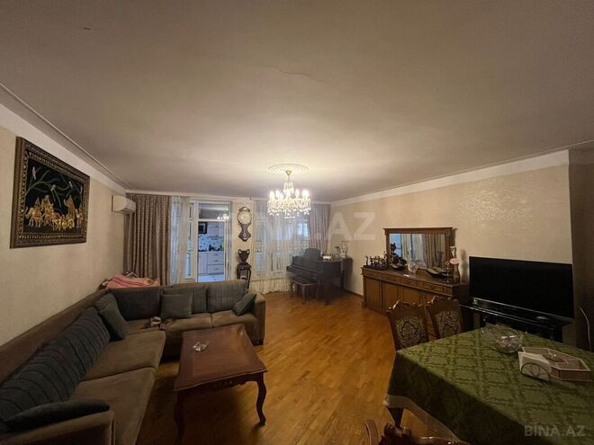 4-комн. вторичка - м. 8 ноября - 130 м² (2)