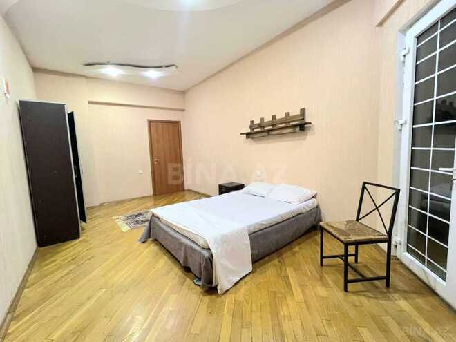3-комн. новостройка - м. 28 мая - 150 м² (13)
