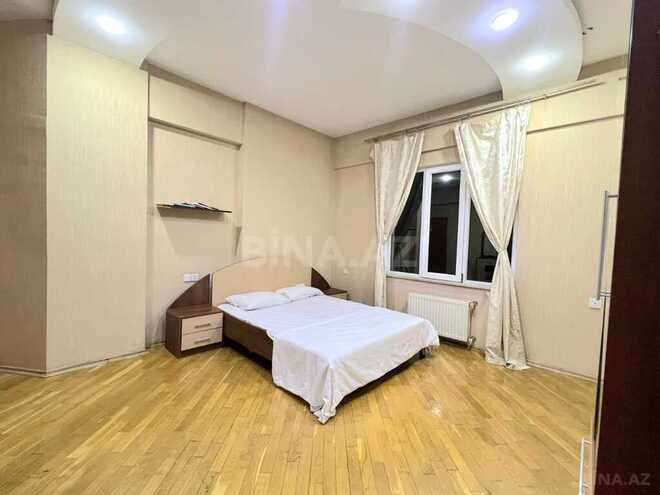3-комн. новостройка - м. 28 мая - 150 м² (16)