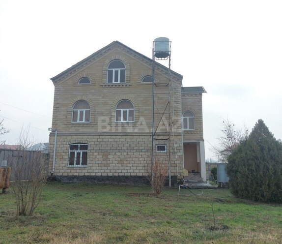 8-комн. дом/дача - Загатала - 240 м² (3)