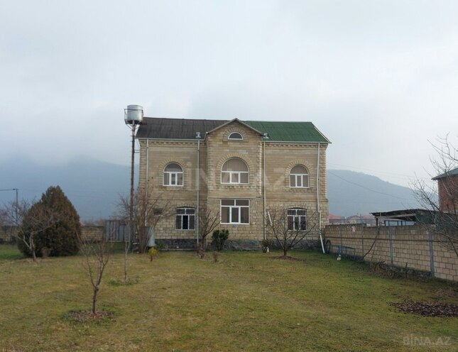 8-комн. дом/дача - Загатала - 240 м² (2)