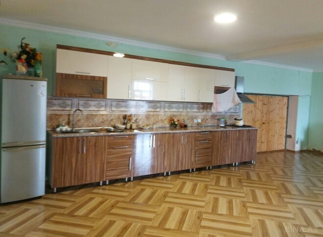 8-комн. дом/дача - Загатала - 240 м² (4)