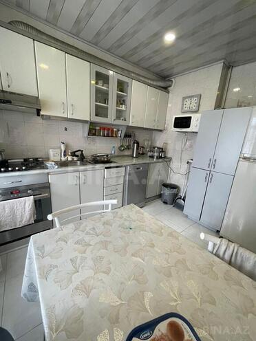 3 otaqlı köhnə tikili - İnşaatçılar m. - 86 m² (13)