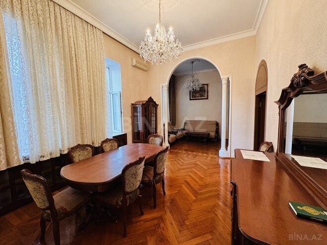 2-комн. вторичка - м. 28 мая - 80 м² (1)