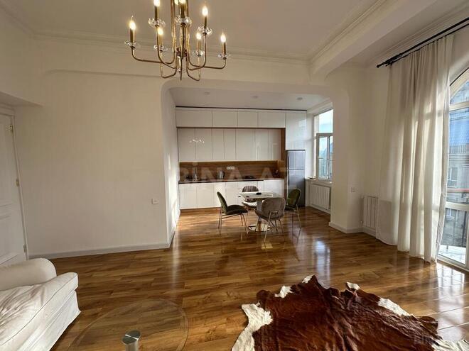 2 otaqlı köhnə tikili - İçəri Şəhər m. - 75 m² (2)