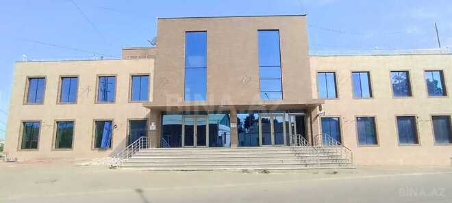 20 otaqlı ofis - Gəncə - 1137 m² (1)